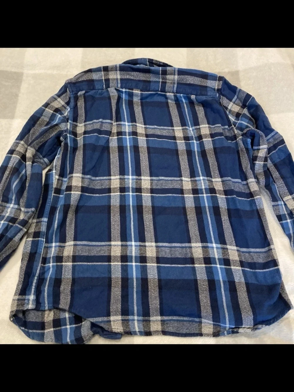 American Eagle Outfitters Blue Plaid Flannel Shirt